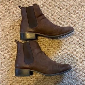 Gap Brown Chelsea Boots Size 9